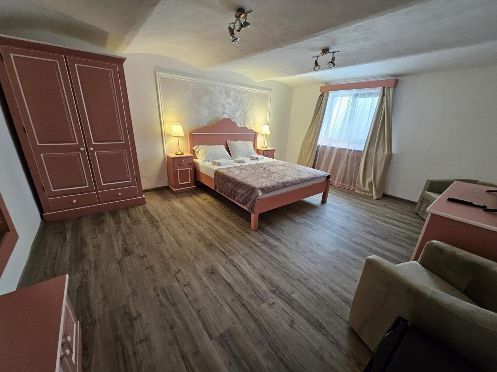 Casa Raduly - Apartament Demisol Σίμπιου Εξωτερικό φωτογραφία