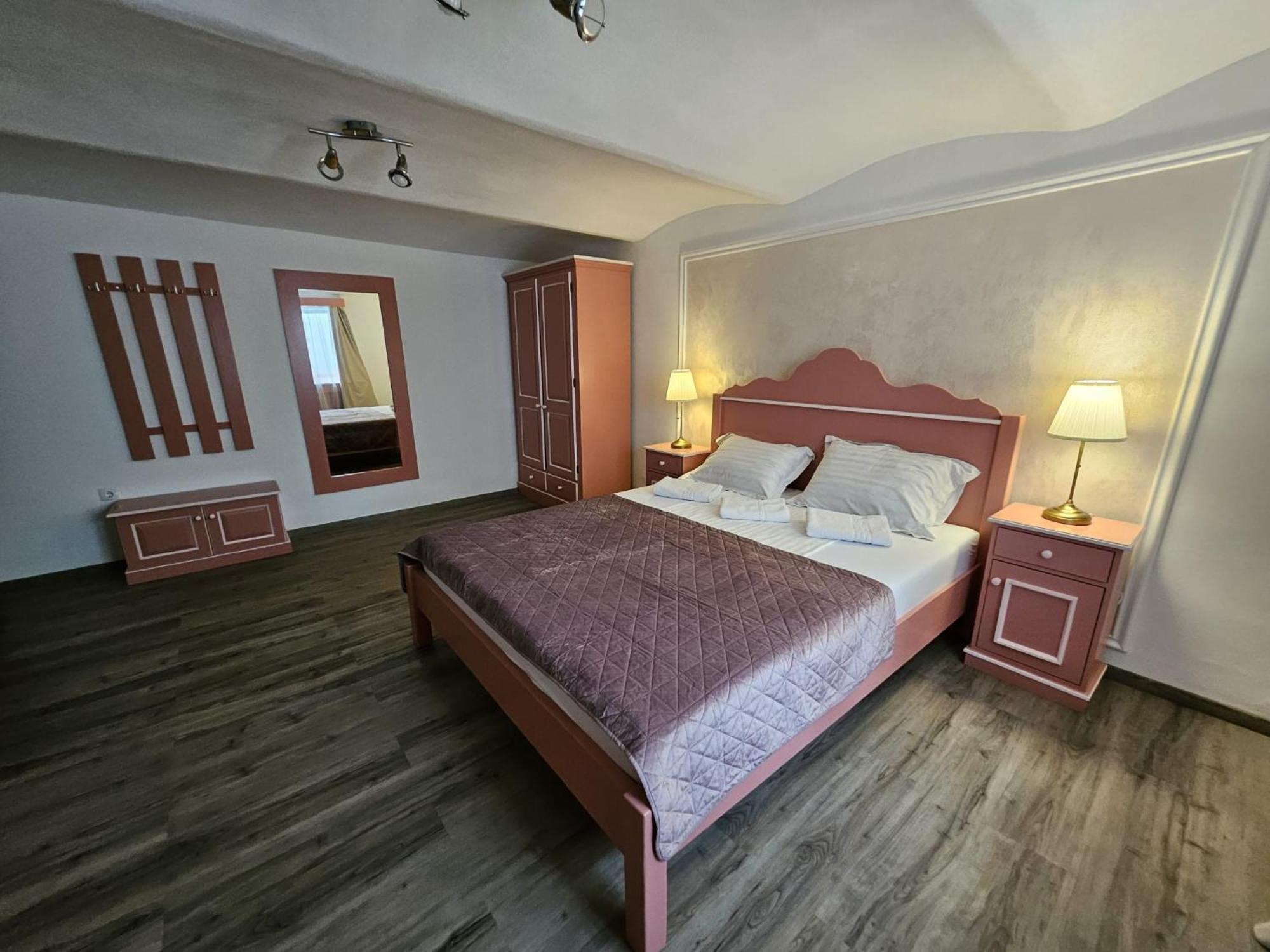 Casa Raduly - Apartament Demisol Σίμπιου Εξωτερικό φωτογραφία